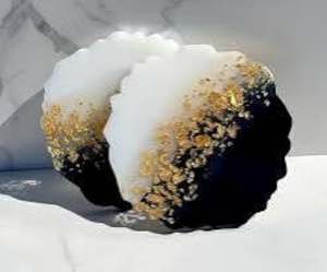 Ensemble de dessous-de-verre en résine de haute qualité avec un aspect poli lisse, ensemble de dessous-de-verre en résine de qualité supérieure avec un style de table élégant par HAND MADE CRAFT - Product Image 1