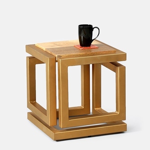 Table à manger rectangulaire en fer doré de 16 pouces avec décor de luxe en bois massif, fabriquée à la main en usine indienne pour les occasions de Diwali - Product Image 4