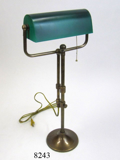 Bankers Lamp 8243 | Classic Green Shade Brass Table Lamp for Reading Study