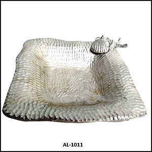 Assiette de présentation en aluminium plaqué argent Assiette de service de haute qualité pour la restauration Nouveau design Assiettes pour le mariage et la fête - Product Image 6