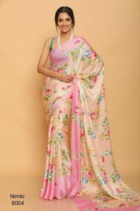 Sari en soie satinée blanche pour femmes avec imprimé floral rose pour les fêtes d'été Inspiré de la beauté japonaise - Product Image 4