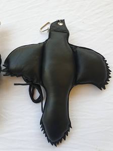 Leurre en forme de moineau en cuir de haute qualité pour fauconnerie portable avec creance et ligne en bois - Product Image 4