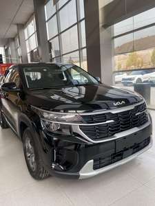 Auto SUV a Gasolina Barato 2024 en Venta, 5 Puertas, 5 Asientos, Usado, Volante a la Izquierda, R17, Caja de Cambios Automática, Techo Panorámico, Listo para Enviar - Product Image 4