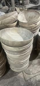 Vietnamese Handmade Wooden <b>Bowls</b> - 100% Natural Wood, Eco-Friendly, Ideal for Kitchens and Dining - Product Image 4