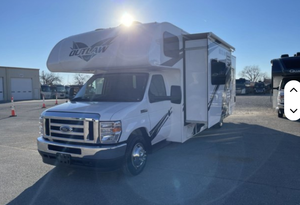 Camping-car de luxe Thor 2023 d'occasion, blanc, conduite à gauche, 4-6 personnes, Euro4, pour le camping et l'usage domestique - Product Image 4