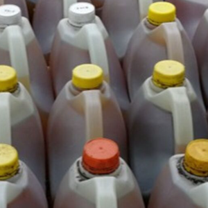 Huile de colza brute de qualité supérieure, grade B100, norme DIN E 51606, Allemagne, approvisionnement constant pour le chauffage - Product Image 1