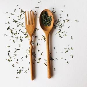 Juego de Cubiertos de Madera Natural, Aptos para Alimentos, Resistentes al Calor, Ideales para una Experiencia Culinaria y de Comida Saludable - Product Image 1