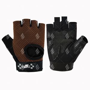 Guantes Deportivos Ligeros Diseñados para Levantamiento de Pesas, Ciclismo y Entrenamiento con Tejido Transpirable y Cierre de Gancho Seguro - Product Image 1