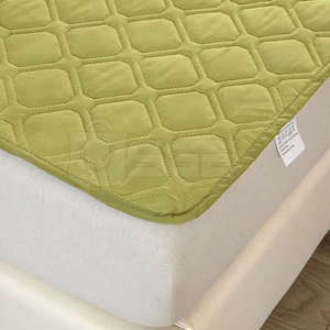 Protège-matelas matelassé non imperméable en tissu polyester tricoté, réutilisable et durable, pour adultes, pour la maison et l'hôtel - Product Image 2