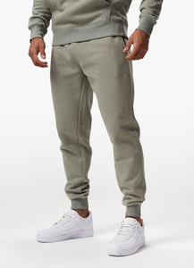 OEM ขายส่งผู้ชาย Sweatsuit แบบกําหนดเอง 100% โพลีเอสเตอร์ชุดวิ่งออกกําลังกายระบายอากาศฤดูใบไม้ร่วงคุณภาพสูงผลิตในปากีสถาน - Product Image 4