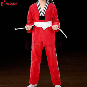 เครื่องแบบผ้าฝ้ายสีขาวน้ำหนักเบาผลิตจากโพลีเอสเตอร์สำหรับเทควันโดยูโดกิแบบกำหนดเองได้ - Product Image 4