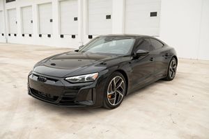 Audi RS e-tron GT 2024 con Sistema de Motor Dual Sincrónico y Transmisión Trasera de Dos Velocidades - Product Image 4