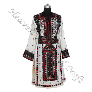 BDR057 Tribal Afghan Balochi robe en gros bohème Unique robe Vintage à la main bohème Banjara Baluchi vraie robe Vintage - Product Image 5