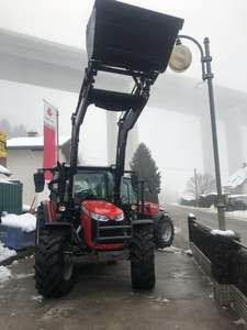 Tractor Massey Ferguson usado 80hp 100hp 110hp 150hp 4WD y otros modelos Massey Ferguson disponibles para la venta con certificado CE - Product Image 4
