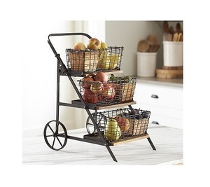 Élégant panier en fer de qualité supérieure avec finition dorée offrant une solution de rangement décorative et fonctionnelle pour tous les espaces - Product Image 3