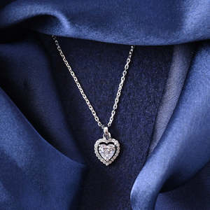 Collar con Colgante de Corazón Zilvia Plateado, Chapado en Rodio y Oro, con Diamante, Perla y Oro Rosa, para Compromiso - Product Image 2