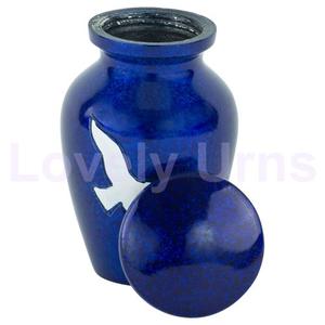 Bird Soaring Blue Sky Small Mini Aluminio Recuerdo Urnas Caja de terciopelo gratis - Product Image 1