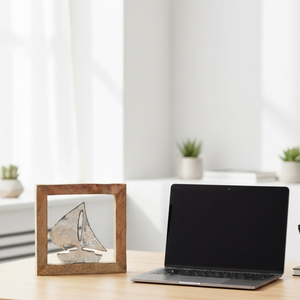 Ornement de bateau à voile en métal et bois artisanal |   Décoration de Noël pour la maison, design tendance, haute qualité, objet de décoration - Product Image 3