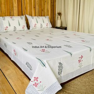 Juego de Sábanas con Estampado Artesanal Sanganeri de la India, Sábanas con Funda de Almohada - Product Image 4