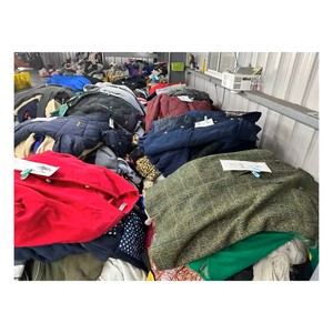 Colección de ropa de invierno de reventa de Taiwán - Product Image 1