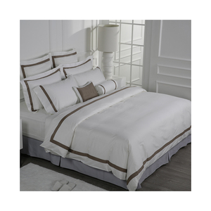 Sábanas blancas de algodón 100% de alta calidad, nuevo diseño, juegos de cama de cuatro piezas, patrón impreso liso para dormitorio, tamaños disponibles - Product Image 2