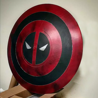 Dead-Pool Cosplay Schild Wanddekoration Eisen Metall Antik-Stil Digital Bedruckt Schwarz Rot 50cm/20" 2kg Handgehalten für Zuhause