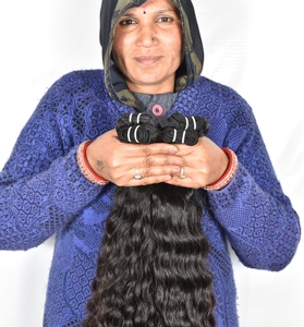 Wholesale Double Weft Indian Remy Hair <b>Extensions</b> Bundle Natural Deep Wave Processing Machine None <b>Cheap</b> Human Hair Weaving - Product Image 3