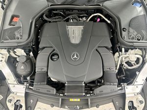 MERCEDES-BENZ E400 4MATIC WAG0N 2018 D'OCCASION CÔTÉ GAUCHE/DROIT - Product Image 2