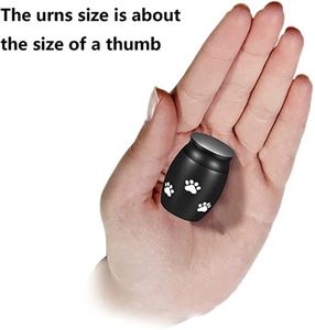 Urnas de cenizas de cremación con estampado de pies Esmalte con urnas de cremación de color negro y plateado con cenizas hechas a mano de nueva forma - Product Image 2