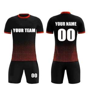 Vente chaude sur mesure multicolore 100% polyester anti-UV maillots de football écologiques pour hommes adultes OEM ensembles d'uniformes de football - Product Image 4