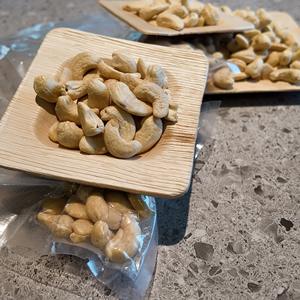 Vietnam <b>Cashew</b> <b>Nuts</b> W240 With USDA / EU Organic Certifications Suitable For Export For Food Processing Applications - Product Image 1