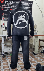 ชุดฮู้ดดี้โอเวอร์ไซส์ผ้าคอตตอนเนื้อหนา 380 กรัม พิมพ์ลาย ราคาถูก สไตล์ลำลอง พร้อมโลโก้ ไซส์พลัส ชุดวอร์มสำหรับฤดูหนาว - Product Image 4