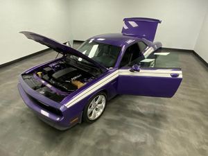 uSED 2013 D-o-d-g-e Challen_ger R/T Classic RWD - Product Image 4