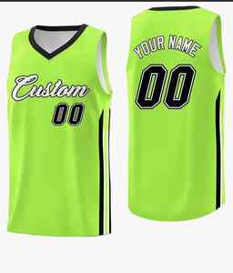 Ensemble de maillot de basket-ball personnalisé tissu respirant disponible en plusieurs tailles et couleurs pour hommes femmes vêtements de sport pour enfants - Product Image 5