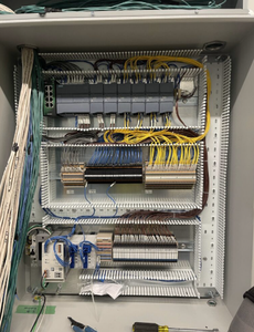 Controlador de Expansión PLC Delta AS228T con 16 Canales de E/S, Comunicación Modbus, Voltaje de Operación de 240V para Automatización Industrial - Product Image 4
