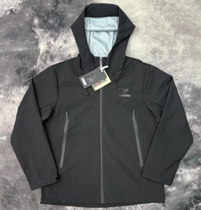 ウインドブレーカー 男女兼用 フード付き シングルレイヤーウインドブレーカー 三層接着剤 軽量 登山 アウトドア クリップ スポーツウェア - Product Image 2