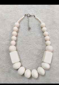 Conjunto de fabricación de joyas de cuentas de resina con forma de bola de versión de collar y cadena de cuerda - Product Image 1