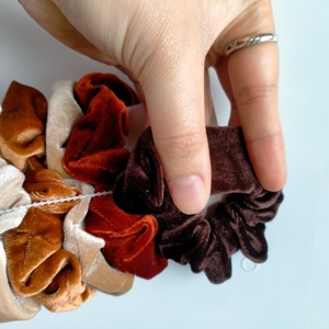 Bulk Price Satin Velvet <b>Scrunchies</b> Soft <b>Hair</b> Accessories <b>Hair</b> Elastic Band Good Elasticity for Women and Kid Fancy Style - Product Image 4