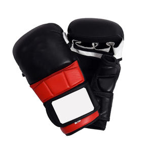 Gants de boxe noirs imprimés avec logo personnalisable Tailles de haute qualité de 8oz à 16oz pour l'entraînement MMA et la victoire - Product Image 1