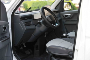 รถตู้ไฟฟ้า G Farizon V6E สีขาว ปี 2024 สภาพเหมือนใหม่ ใช้งานน้อย ราคาคุ้มค่า - Product Image 3