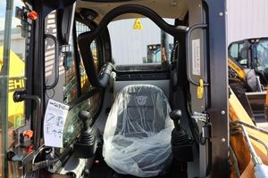 Case SV280B Skid Steer Wheel Loader en buenas condiciones SV280B Case Skid Steer en venta 1 año de garantía - Product Image 6