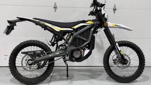 Moto électrique Tech Flagship Ultra Bee E, moteur 21 kW, batterie lithium 90 V 70 Ah, moteur roue arrière en alliage d'aluminium, frein à disque hydraulique 3 vitesses - Product Image 2