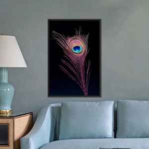 Elegante lienzo con estampado artístico de plumas de pavo real, decoración moderna para el hogar, enmarcado en negro - Product Image 1