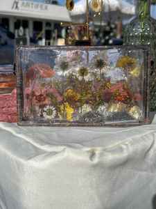 Pochette moderne en résine époxy pour femmes |   Pochette de mariage rigide haut de gamme |   Mode de luxe écologique et imperméable - Product Image 6