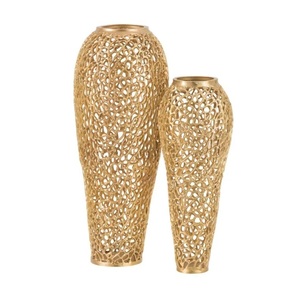 Maceta de aluminio de primera calidad que completa la decoración moderna con una ligereza, resistencia y estilo contemporáneo elegante. - Product Image 3