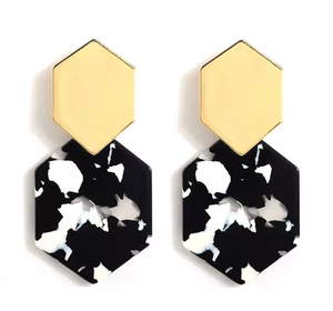 Conjunto de pendientes de resina para hombre, set de pendientes de diseño de resina a la moda para fiesta, compatible con todas las estaciones, venta al por mayor - Product Image 6