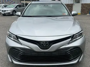 Toyota Camry XLE 2018 - Product Image 6