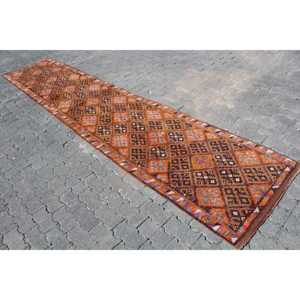 Tapis de 2,7 x 13,4 pieds, tapis turc vintage, tapis abstrait brun Herki - Product Image 2