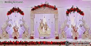 Escenario de Fibra con Temática de Castillo Grande para Bodas, Escenario de Cuatro Pilares para Bodas Asiáticas en Canadá, Último Diseño de Escenario Tallado en Oro en Virginia - Product Image 4