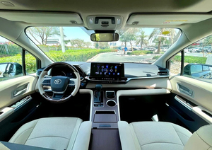 New 2024 Toyo ta Sien na Hy brid 2.5L LE 4Cylinder 186hp engine 182kw(247hp) Automatic Transmission 7Seater FWD left <b>hand</b> - Product Image 4